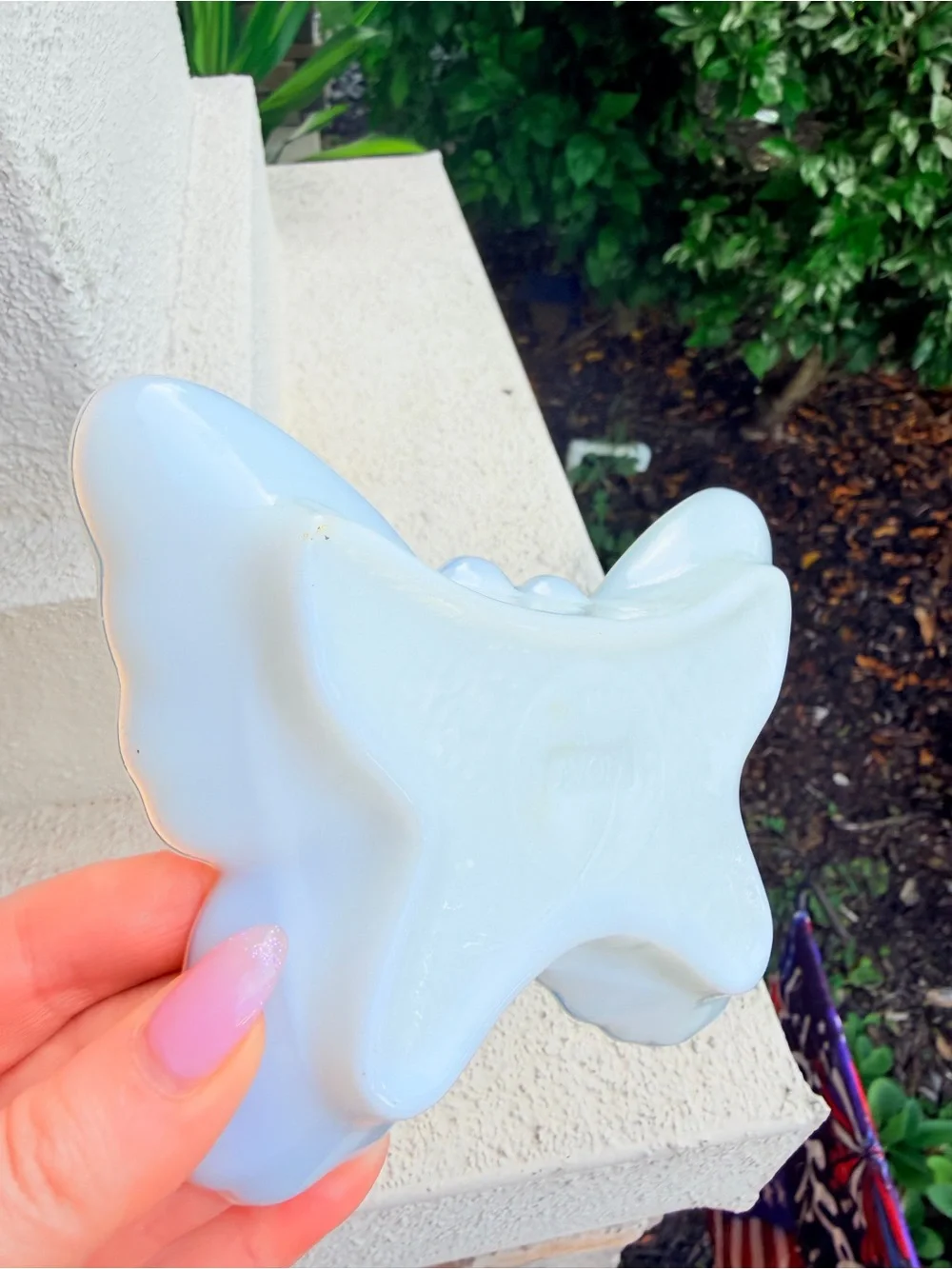 Vintage Avon White Milk Glass Butterfly Trinket Dish Candy Soap Jewelry Tray